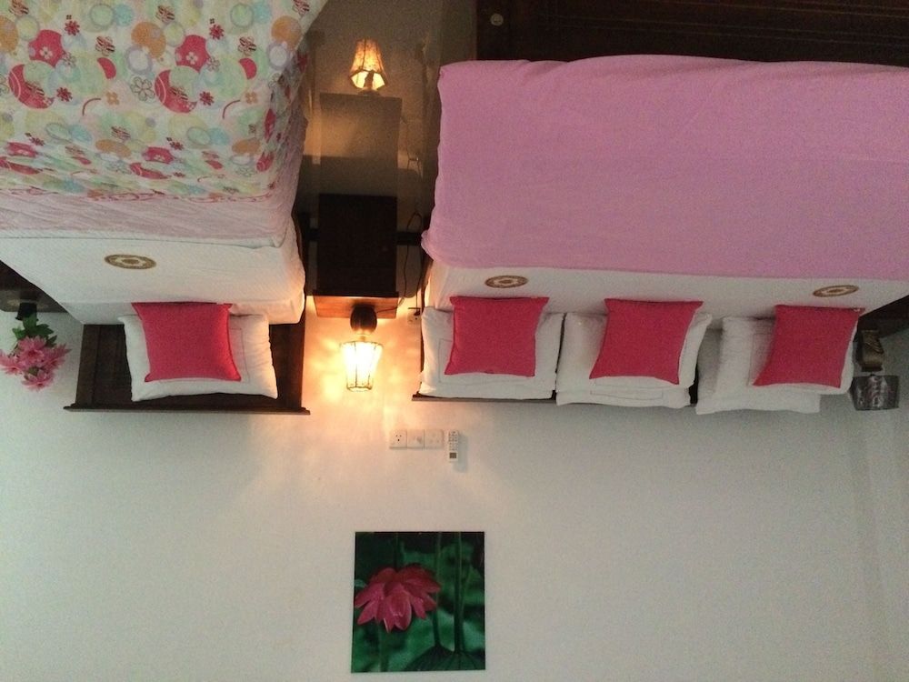 Lo hostel Family Room, Accessible, Garden View 3