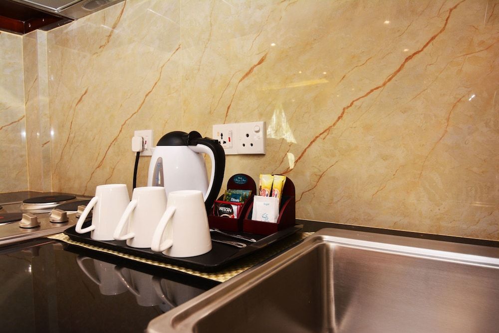 Grand 103 Deluxe Quadruple Room 4