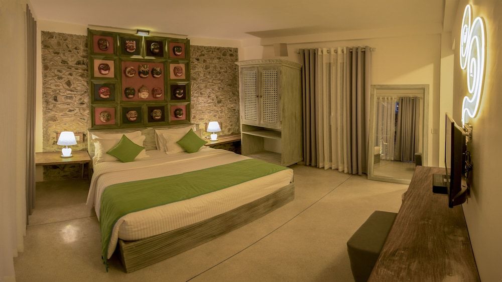 undefined 18 Faces 2