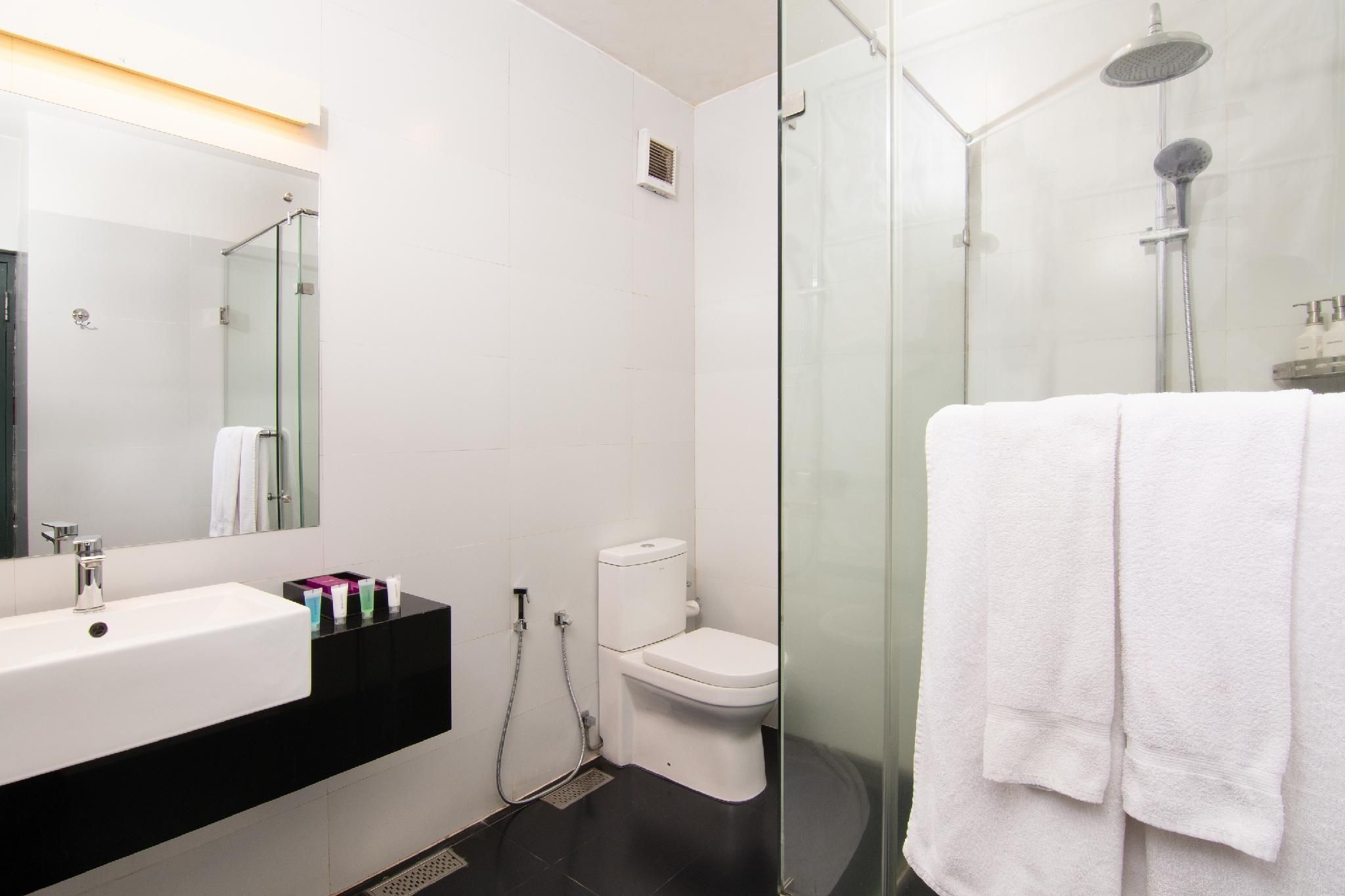 undefined EKHO Ella 4