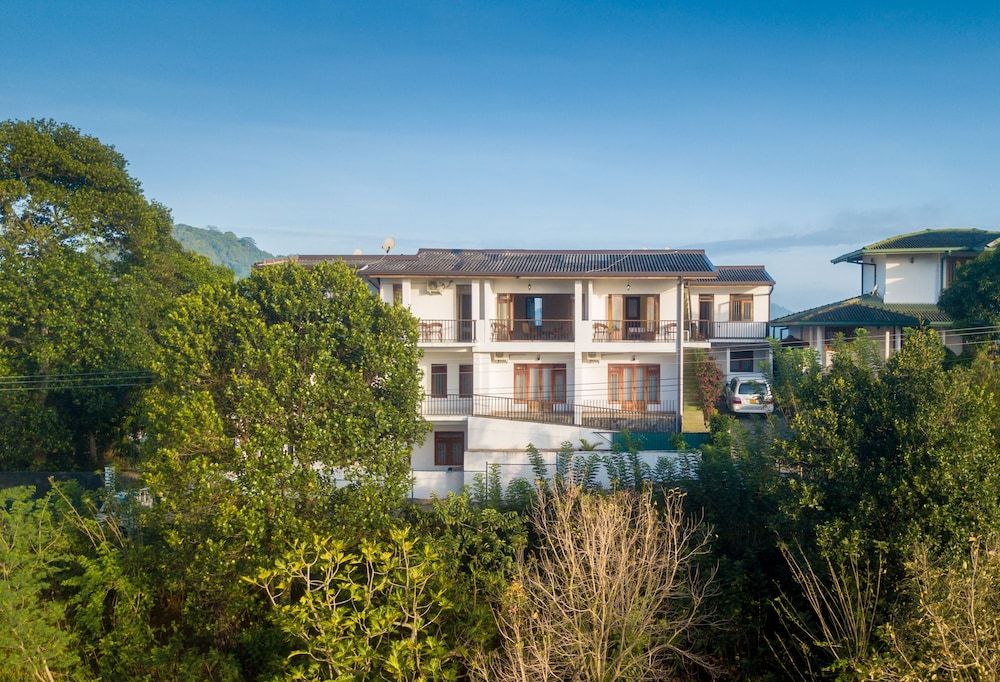 undefined Jack Tree Lodge 10