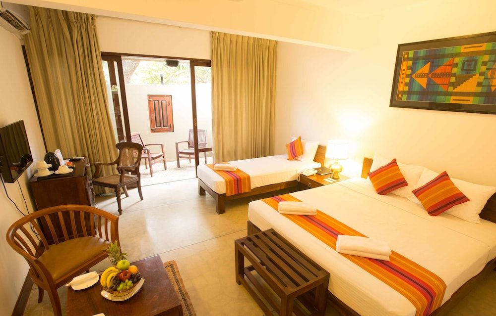 Jaffna Heritage Hotel Deluxe Triple Room