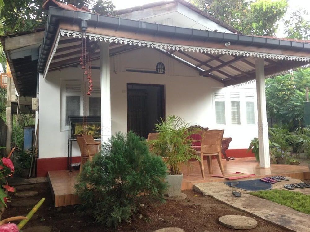 undefined Villahredpalm 2