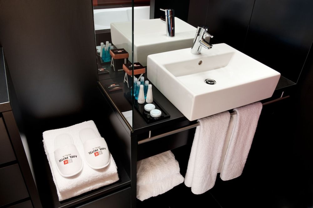undefined Axel Hotel Berlin - Adults Only 9