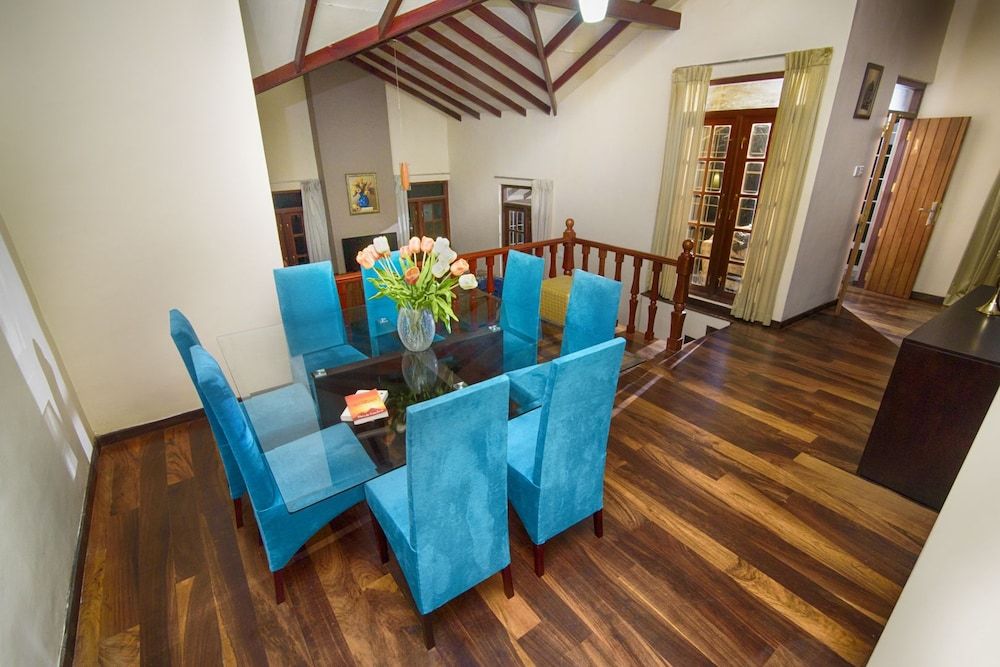 undefined Villa Lemon Court 4