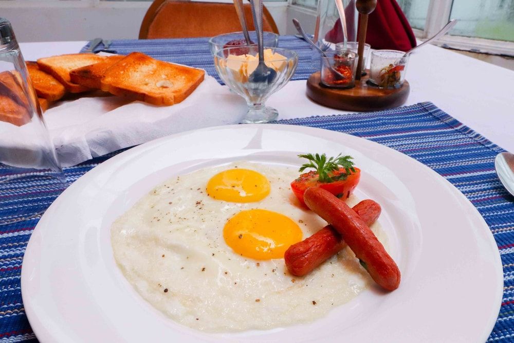 undefined Yoho Pello Lake Resort 7