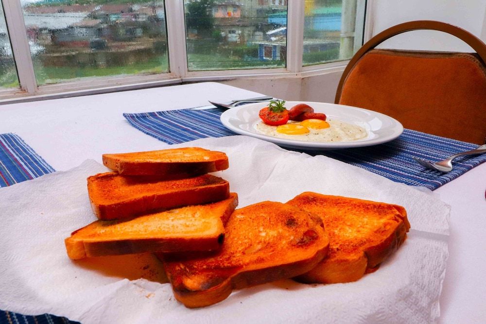 undefined Yoho Pello Lake Resort 4