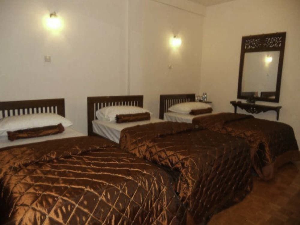 Yoho Pello Lake Resort Standard Triple Room 3