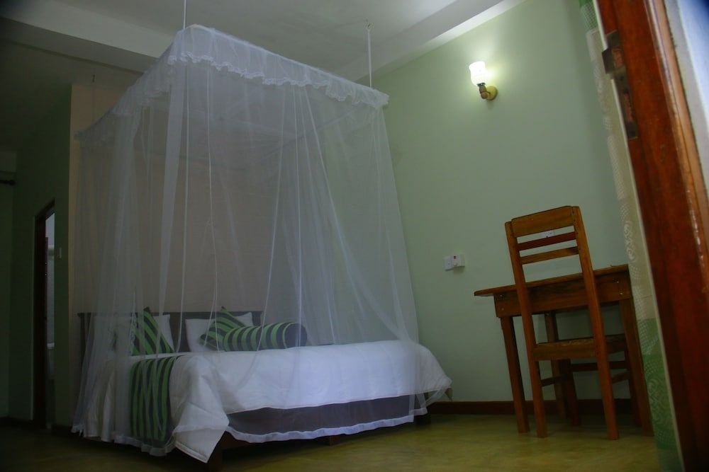 Dinaro Guest Double Room 10