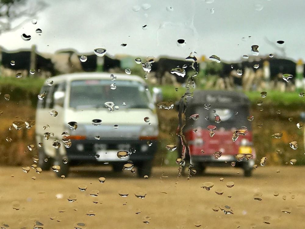 undefined Nuwara Eliya Redrock Guest 10