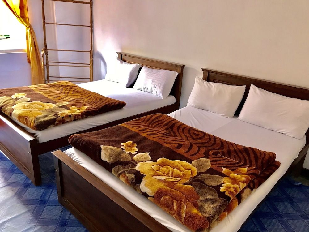 undefined Nuwara Eliya Redrock Guest