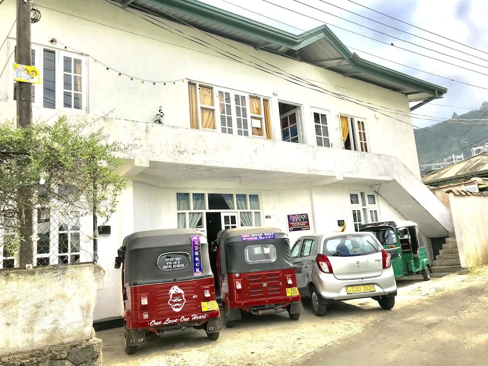 undefined Nuwara Eliya Redrock Guest 4