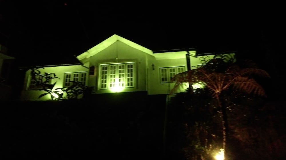 undefined Lake Crown Holiday Home 2