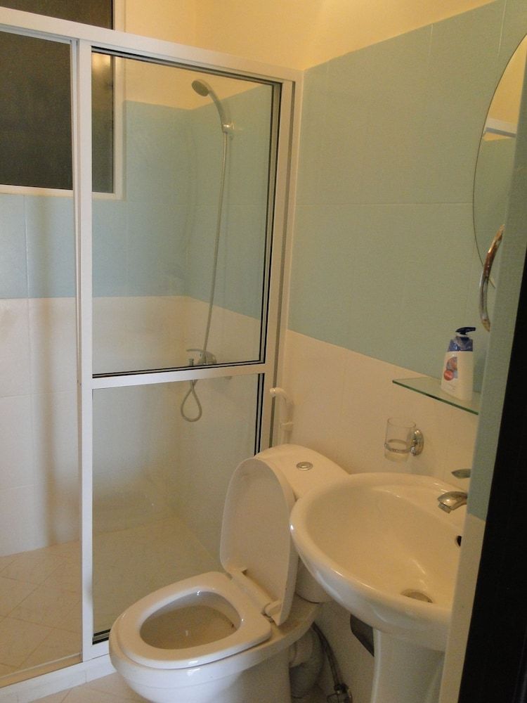 BRAMA Servizez - Capital Park Deluxe Apartment, 3 Bedrooms 9