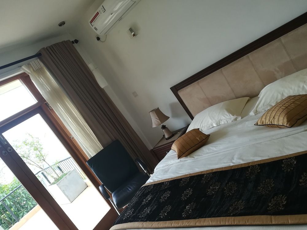 undefined Mandarin Hill Residence 7