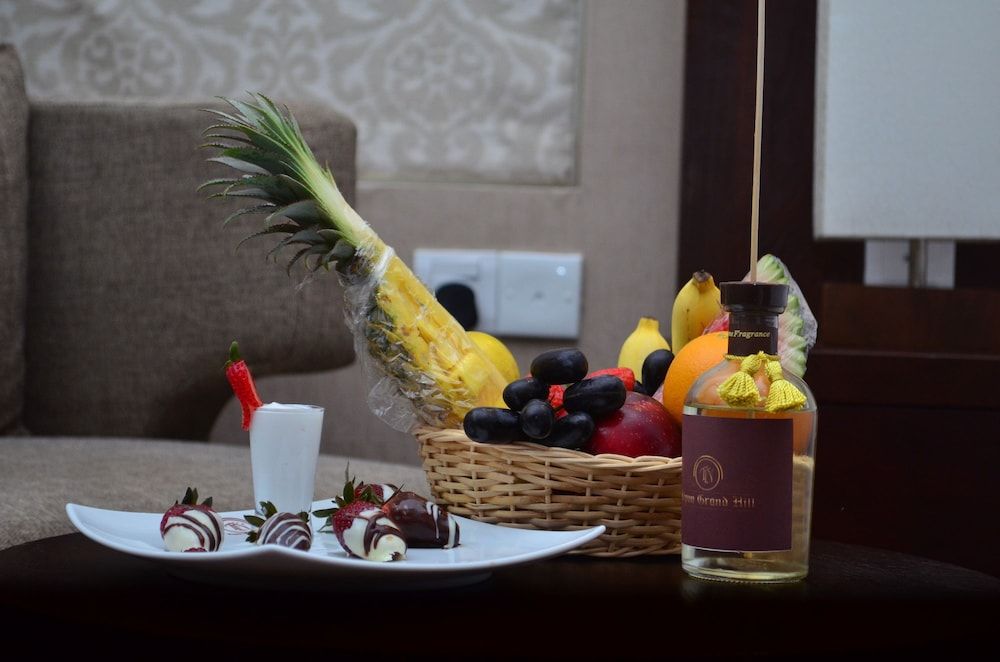 undefined Ripon Grand Hill 5