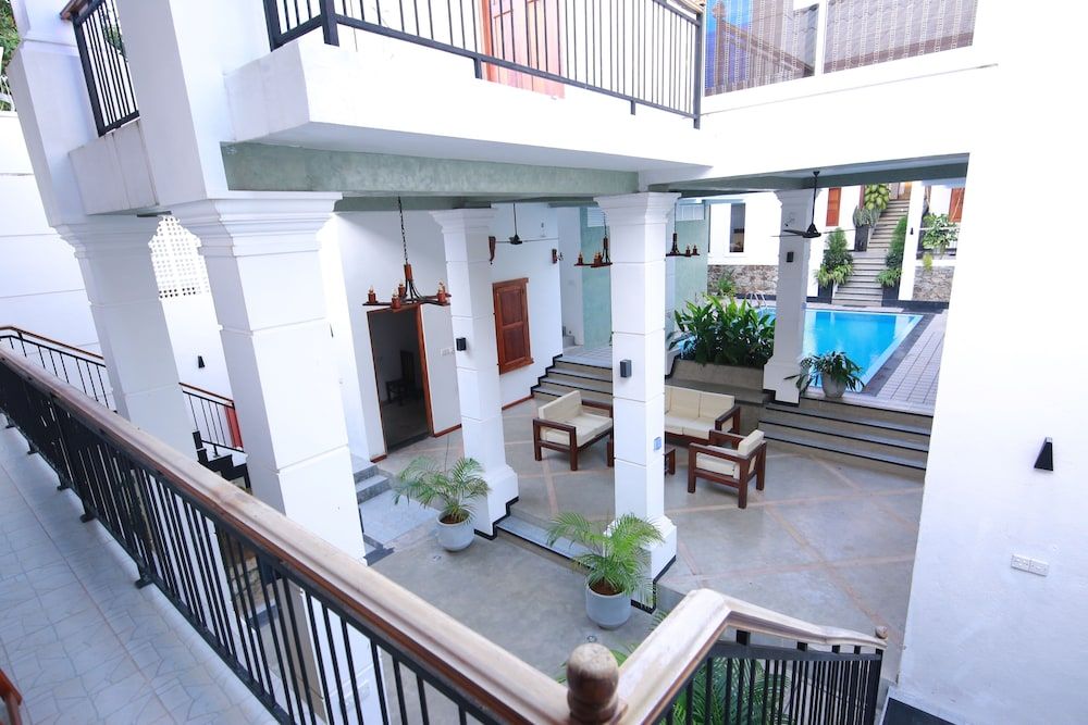 undefined Hikka Boutique 7