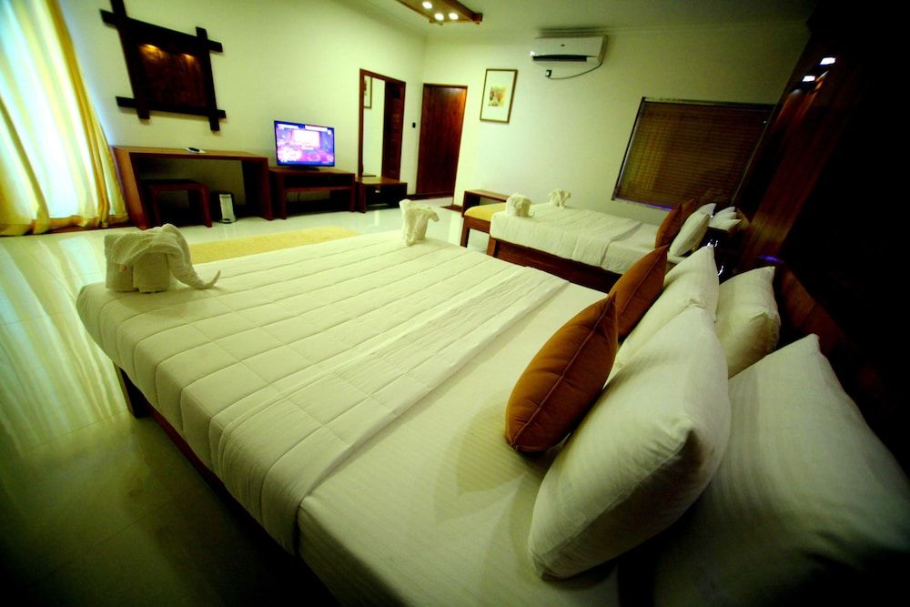 Family Suite, Jetted Tub, Sea View