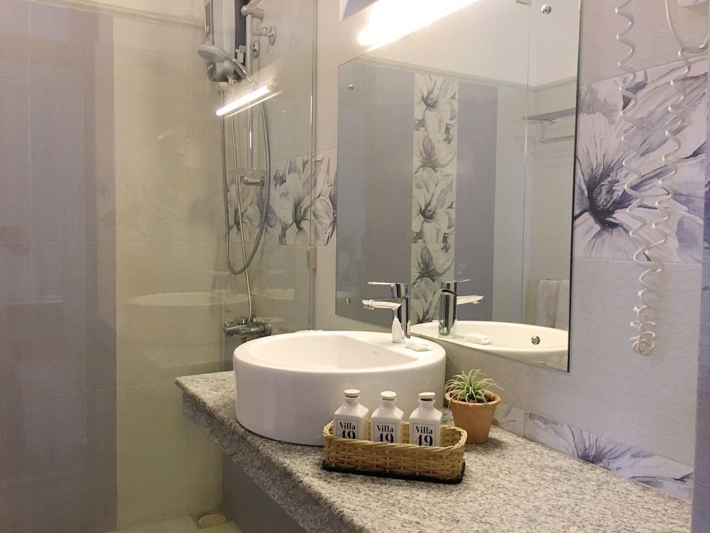 Villa 49 Standard Double Room 5