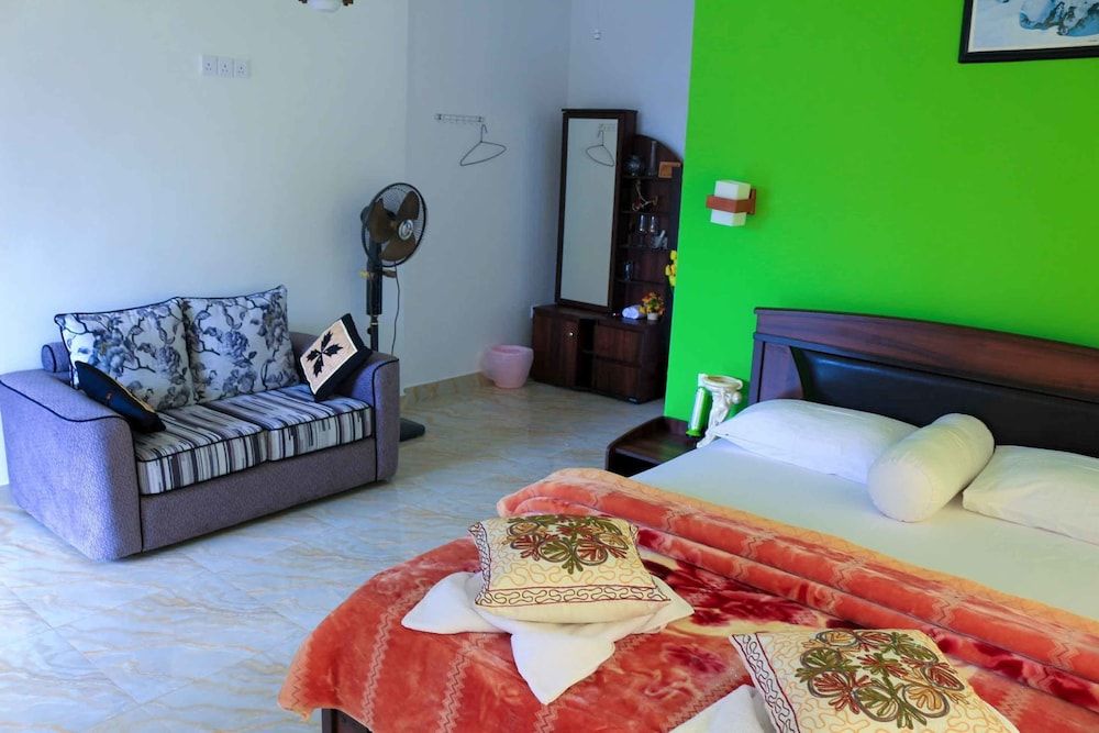 undefined Hill Forest Cottage 4