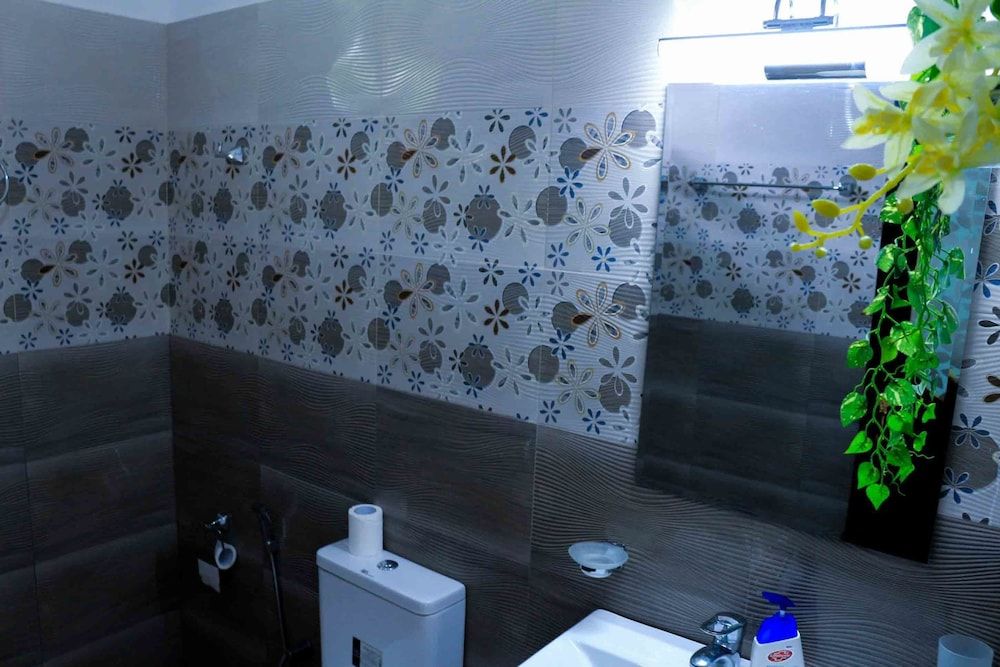 undefined Hill Forest Cottage 9