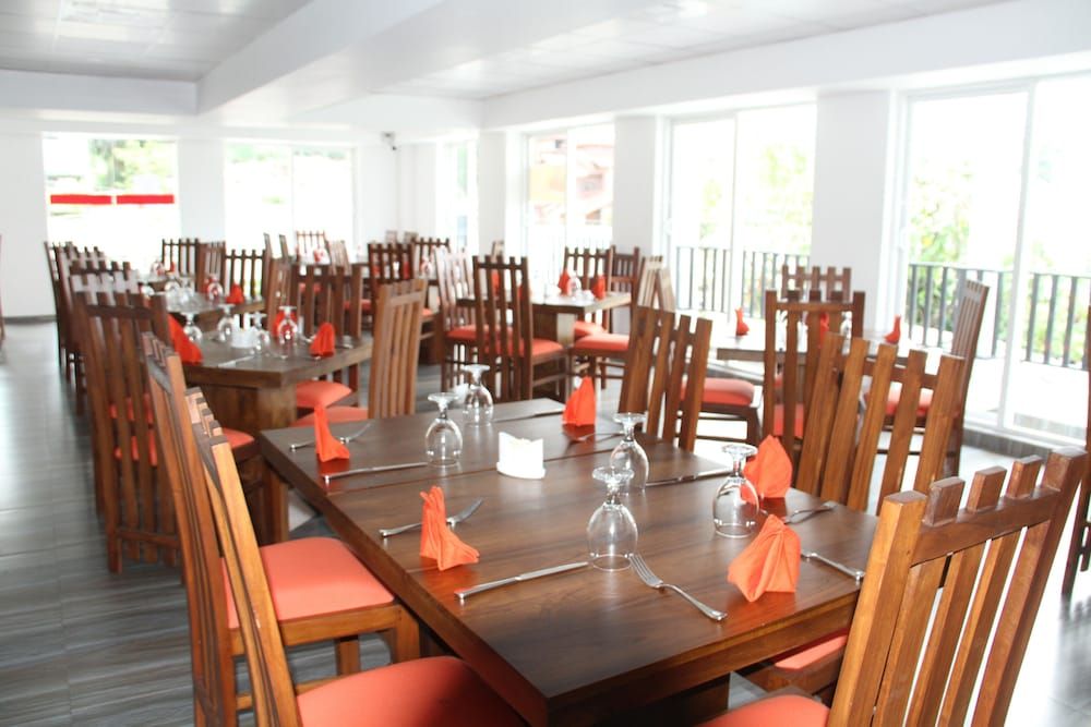 undefined Homewood Luxury Apartment 7