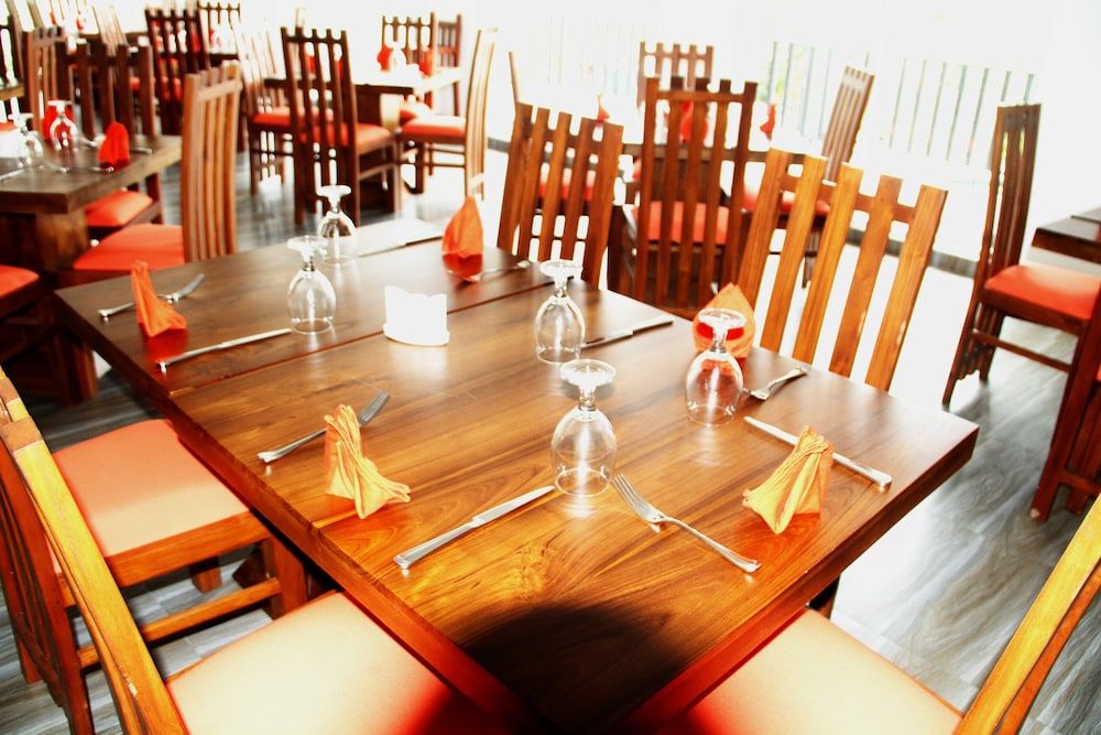 undefined Homewood Luxury Apartment 6