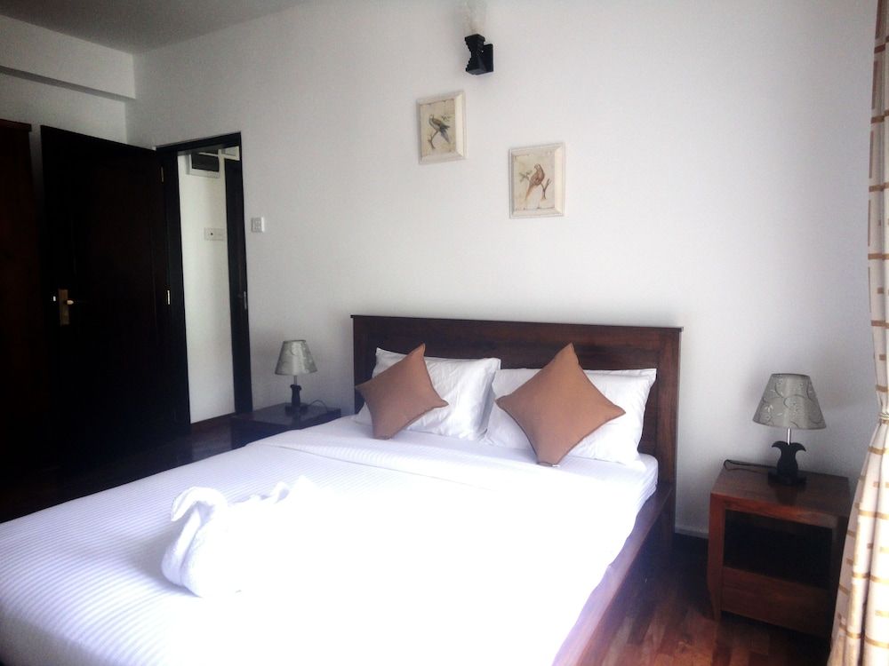 undefined Homewood Luxury Apartment 3