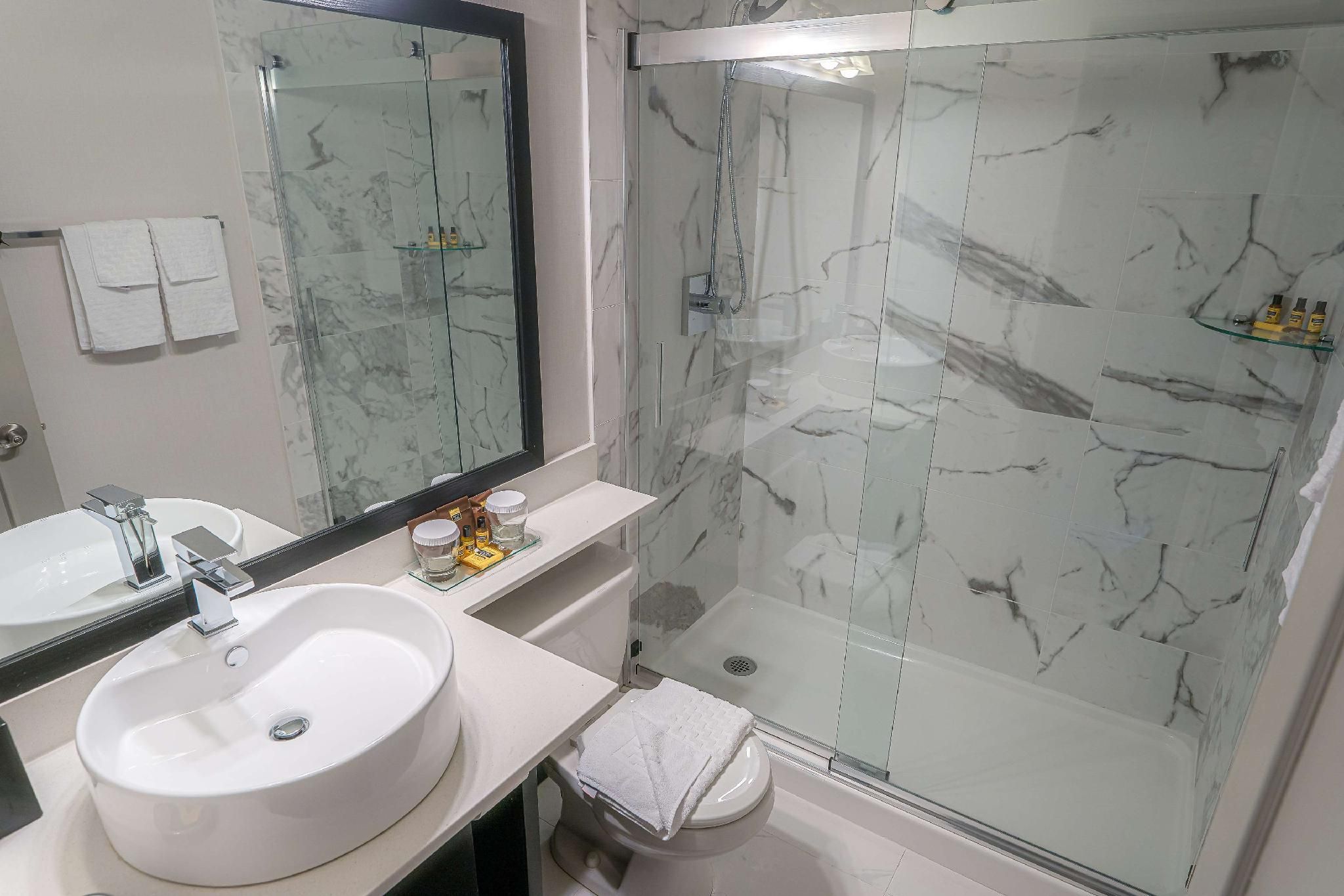 2 queen beds, nonsmoking