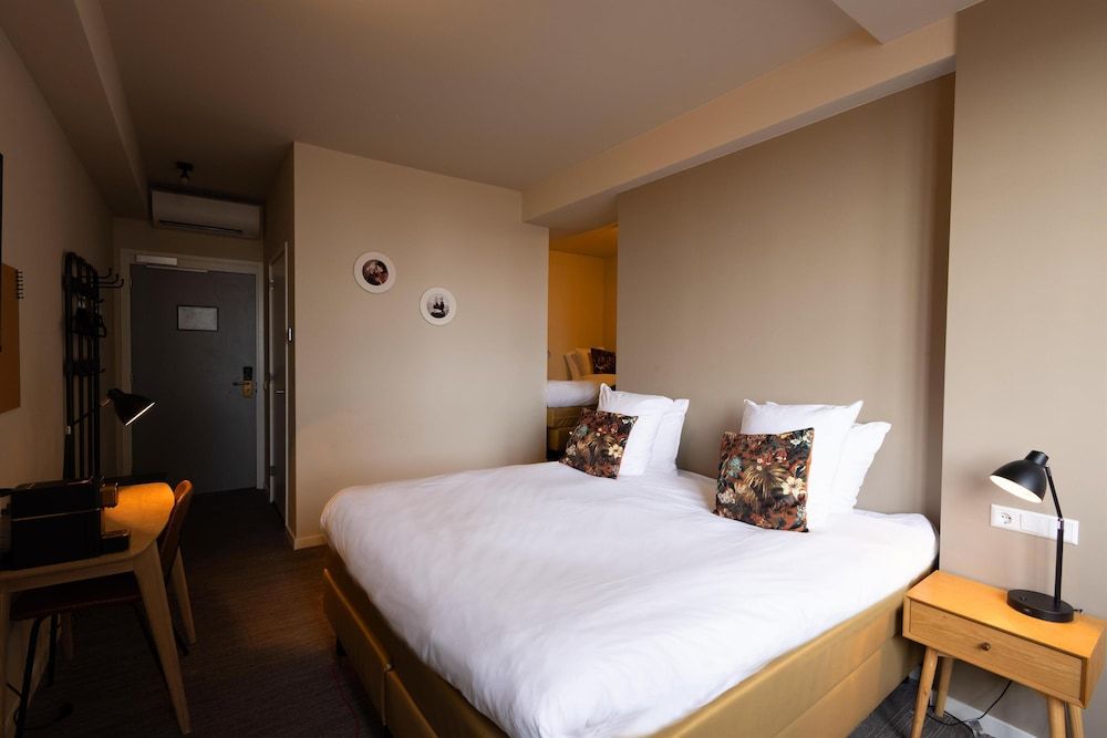Comfort Room, Multiple Beds, Non Smoking