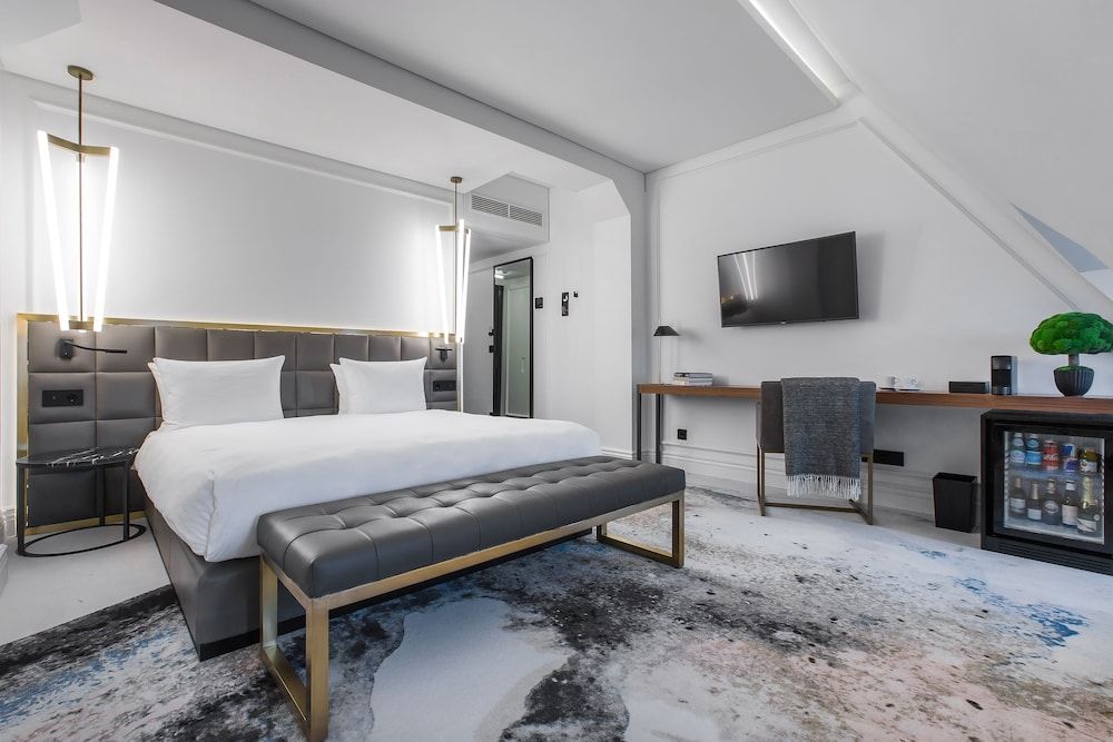 Hotel Pacai, a Member of Design Hotels Standard Room, 1 Queen Bed