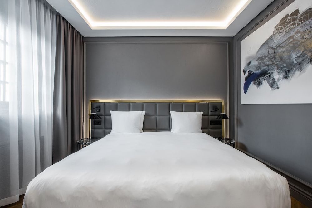 Hotel Pacai, a Member of Design Hotels Standard Room, 1 Queen Bed 7