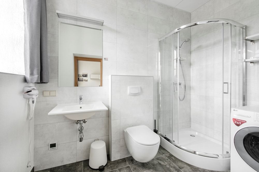 Piano Apartments Deluxe Double Room, 1 Queen Bed, River View 18