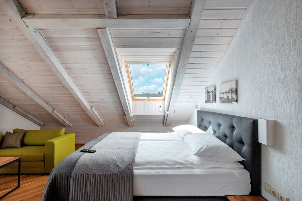 Piano Apartments Presidential Studio Suite, 1 Queen Bed with Sofa bed, River View 6