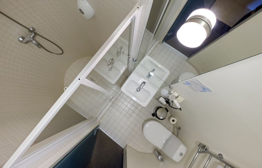 Hotel Metropolis Twin Room 7