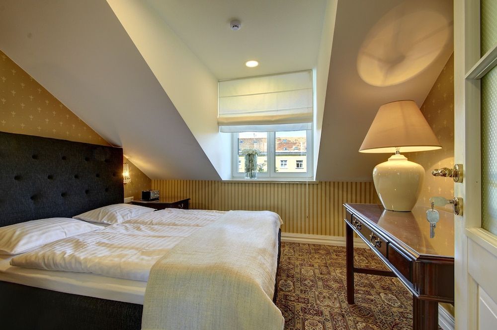 German 18 - Luxury Vilnius Apartment Royal Penthouse, City View, Courtyard Area 8