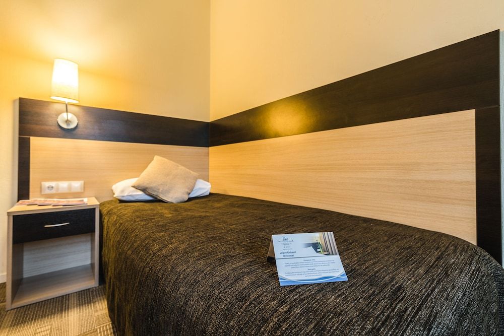 Liva Hotel Standard Single room with Gym access