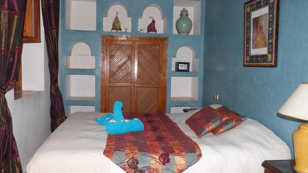 undefined Riad Kenzo 2