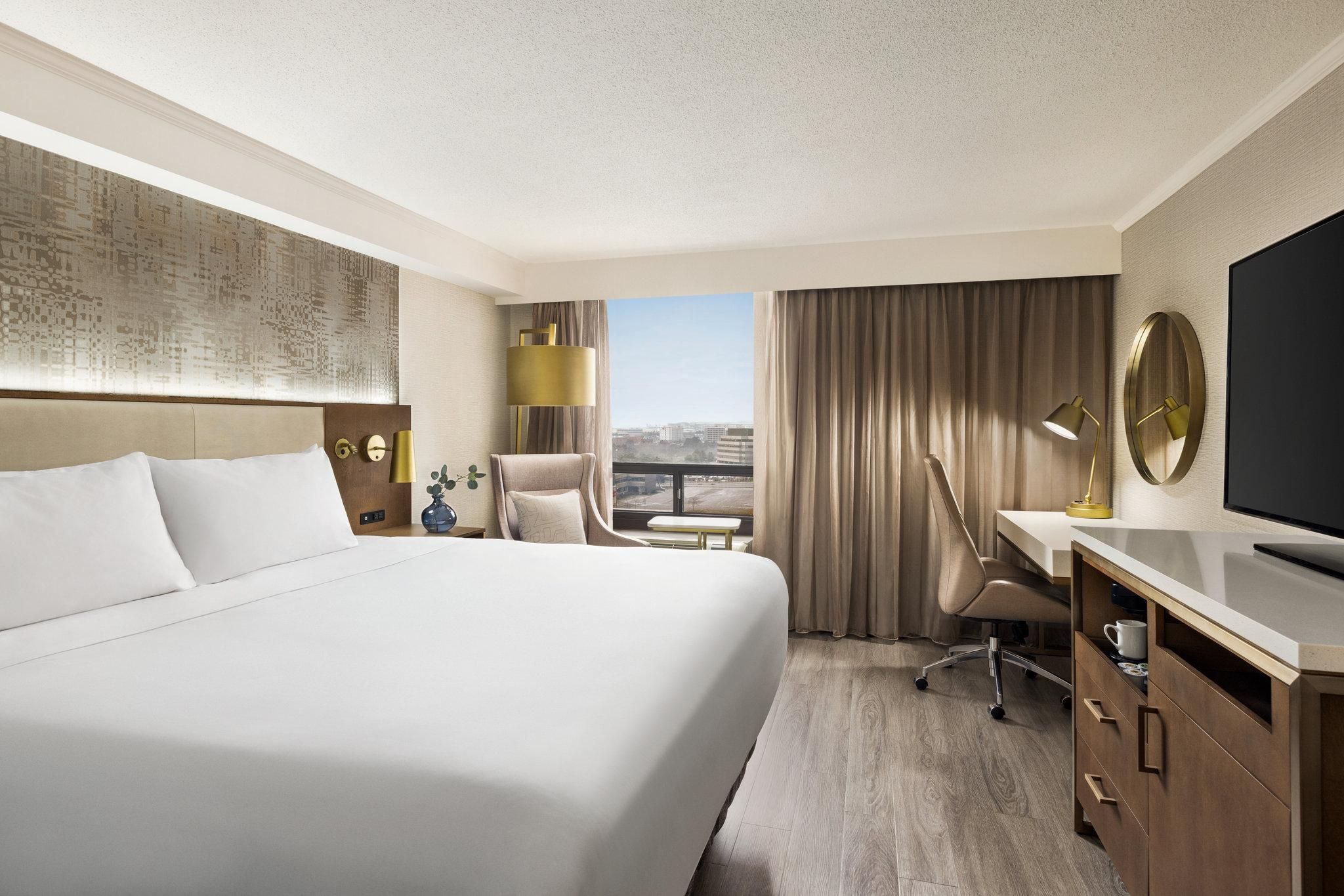 undefined Crowne Plaza Toronto Airport By IHG 4