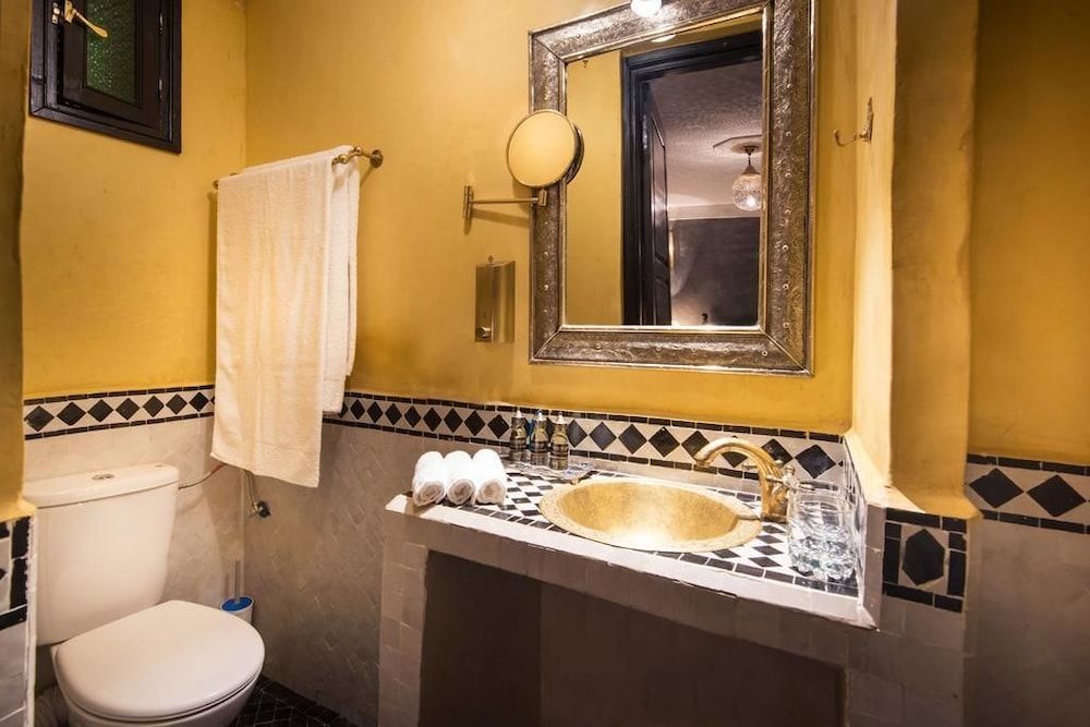 undefined Gem Riad 4