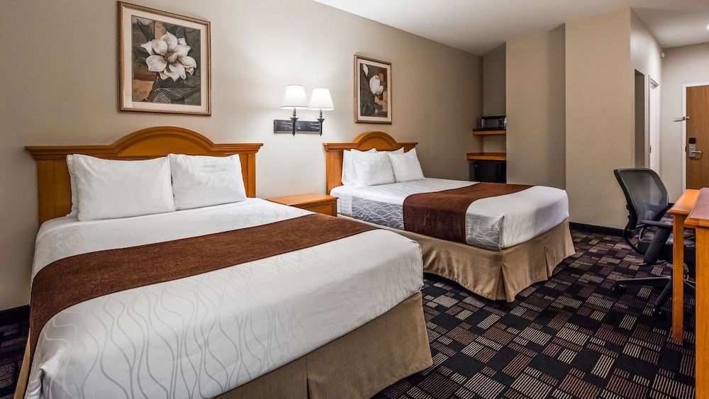 Best Western Longview Standard Room, 2 Queen Beds, Non Smoking, Refrigerator & Microwave