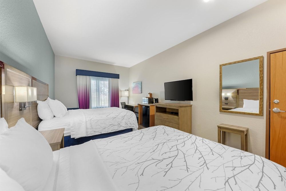 Standard Room, 2 Queen Beds, Accessible, Non Smoking