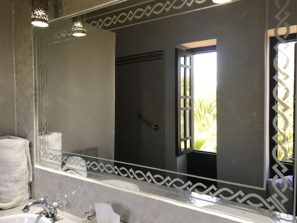 Villa Le Perroquet Bleu Superior Suite, Terrace, Pool View 6