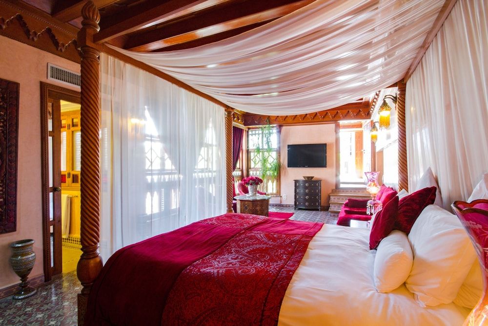 undefined Riad Flam 5