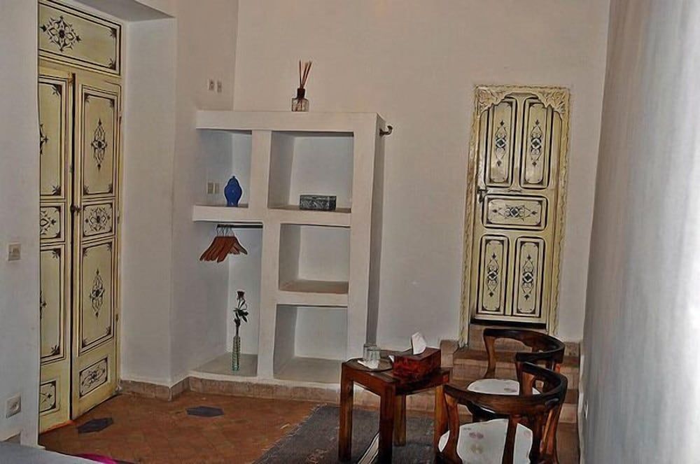 Riad Amiris Junior Suite 5