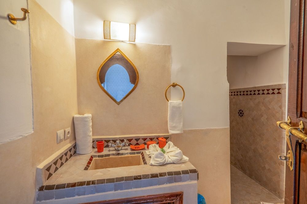 Riad Jemaa El Fna & Spa Double Room 11