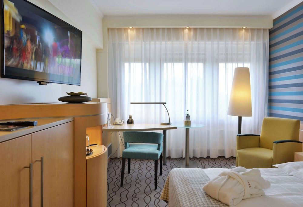 Best Western Premier Parkhotel Kronsberg Business Room, 1 Queen Bed 4