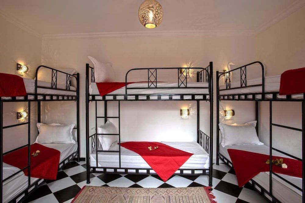 undefined Amour d'auberge - Hostel 6