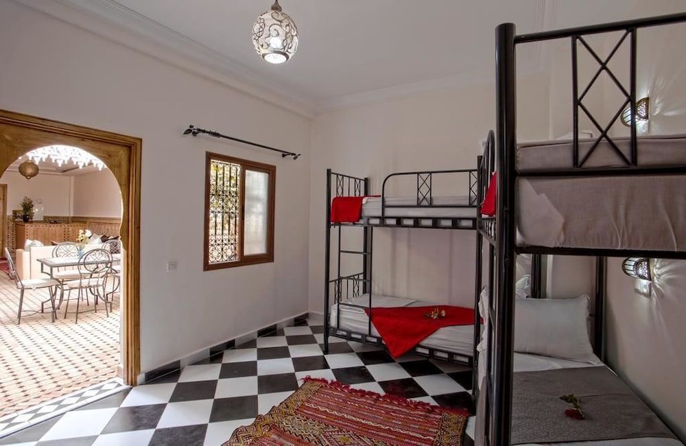 undefined Amour d'auberge - Hostel 5
