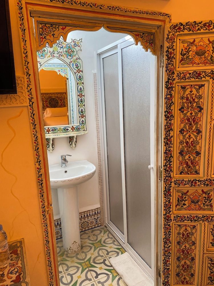 Riad las Mil y una Noches Tetuán SULTANA, habitación 2 camas individuales primera planta 4